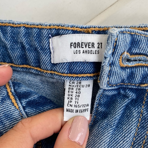 Forever 21 high waisted festival shorts - Picture 3 of 3